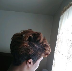 Meet your Posher, Roxanne